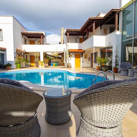 Hotel Pier Bodrum Marina エクステリア 写真